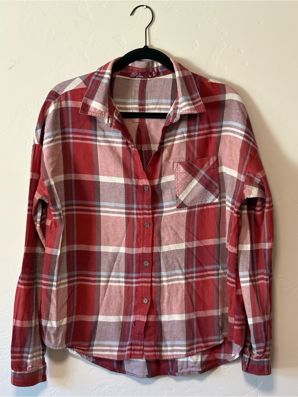 PRANA Women’s Red Plaid Button-Front Shirt Medium